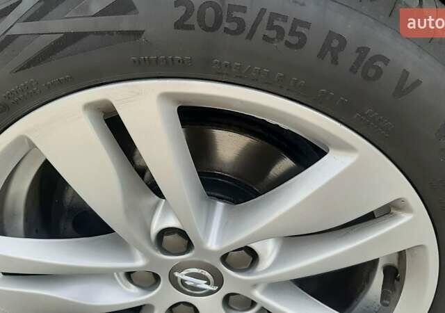 Белый Опель Астра, объемом двигателя 1.6 л и пробегом 167 тыс. км за 11450 $, фото 2 на Automoto.ua