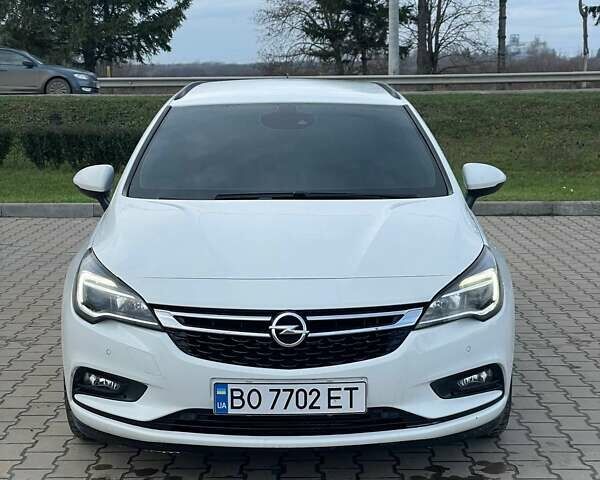 Білий Опель Астра, об'ємом двигуна 1.6 л та пробігом 198 тис. км за 11000 $, фото 2 на Automoto.ua
