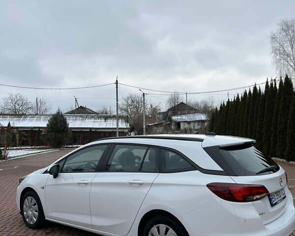 Белый Опель Астра, объемом двигателя 1.6 л и пробегом 129 тыс. км за 10500 $, фото 46 на Automoto.ua
