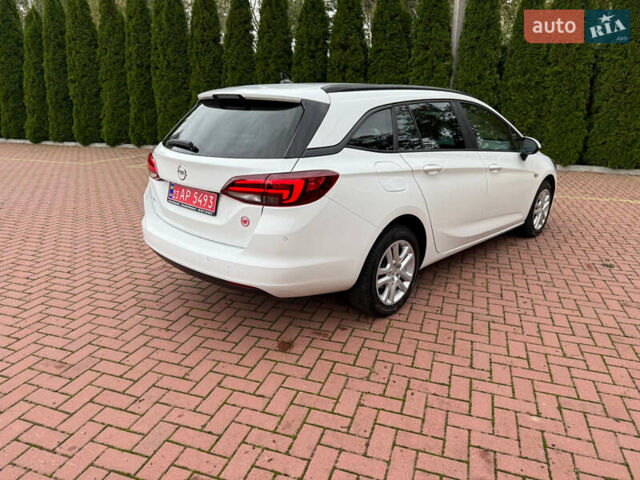 Белый Опель Астра, объемом двигателя 1.6 л и пробегом 152 тыс. км за 11100 $, фото 15 на Automoto.ua