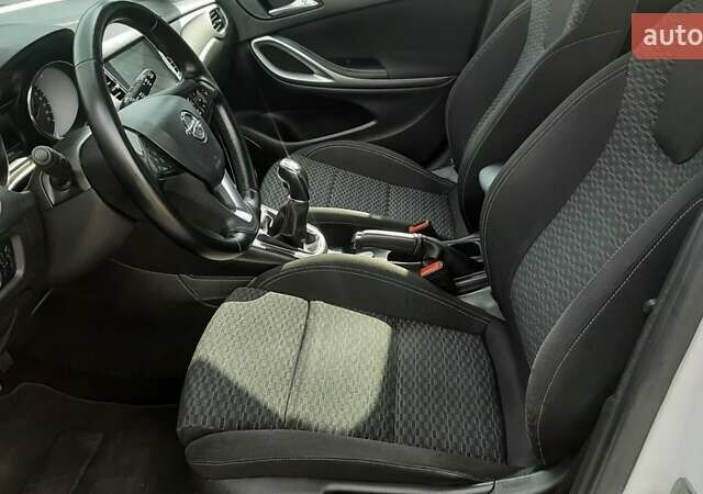 Белый Опель Астра, объемом двигателя 1.6 л и пробегом 167 тыс. км за 11450 $, фото 24 на Automoto.ua