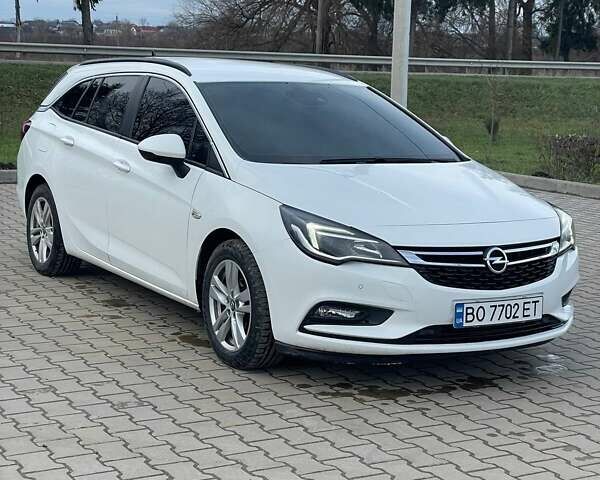 Білий Опель Астра, об'ємом двигуна 1.6 л та пробігом 198 тис. км за 11000 $, фото 1 на Automoto.ua