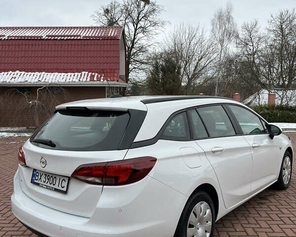 Белый Опель Астра, объемом двигателя 1.6 л и пробегом 129 тыс. км за 10500 $, фото 48 на Automoto.ua