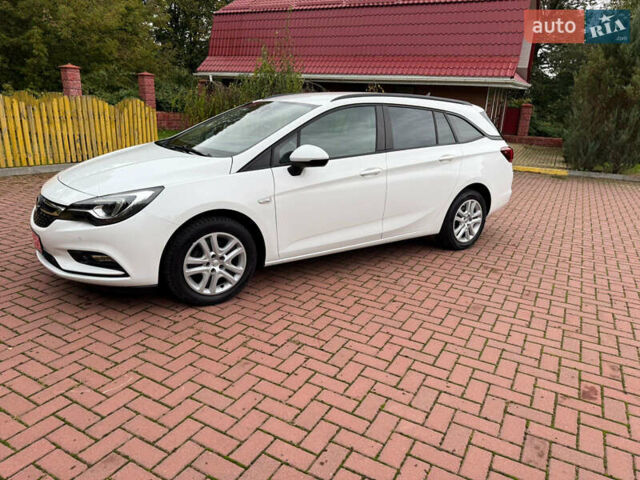 Белый Опель Астра, объемом двигателя 1.6 л и пробегом 152 тыс. км за 11100 $, фото 19 на Automoto.ua