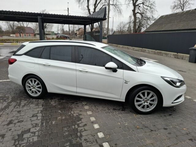 Белый Опель Астра, объемом двигателя 1.6 л и пробегом 177 тыс. км за 11999 $, фото 2 на Automoto.ua