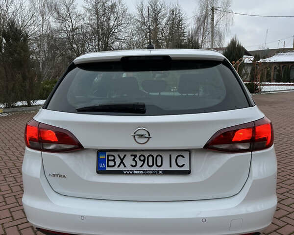 Белый Опель Астра, объемом двигателя 1.6 л и пробегом 129 тыс. км за 10500 $, фото 13 на Automoto.ua