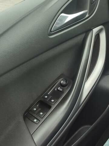 Білий Опель Астра, об'ємом двигуна 1.4 л та пробігом 189 тис. км за 9999 $, фото 16 на Automoto.ua