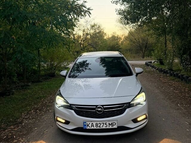 Білий Опель Астра, об'ємом двигуна 1.6 л та пробігом 182 тис. км за 10500 $, фото 7 на Automoto.ua