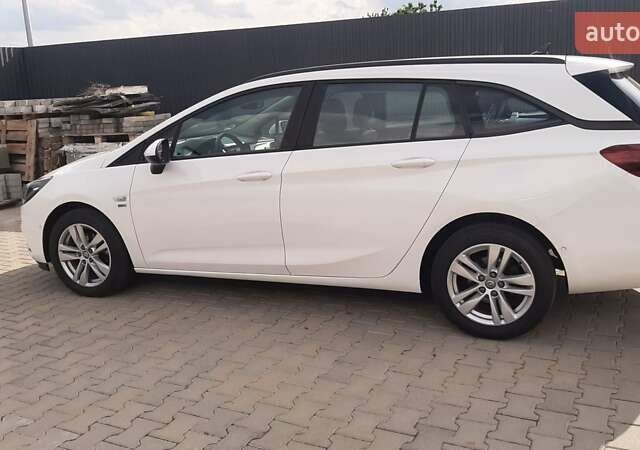 Белый Опель Астра, объемом двигателя 1.6 л и пробегом 167 тыс. км за 11450 $, фото 4 на Automoto.ua