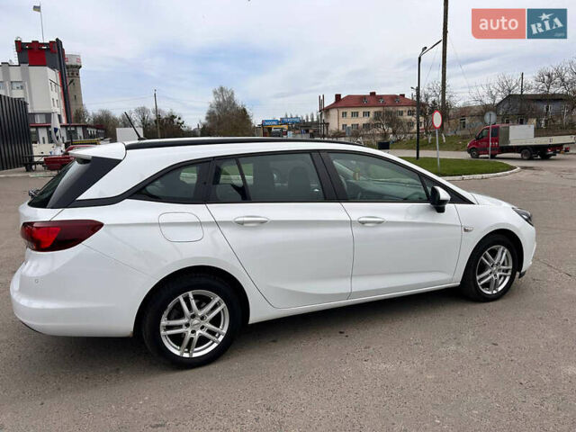 Белый Опель Астра, объемом двигателя 1.6 л и пробегом 190 тыс. км за 10799 $, фото 18 на Automoto.ua