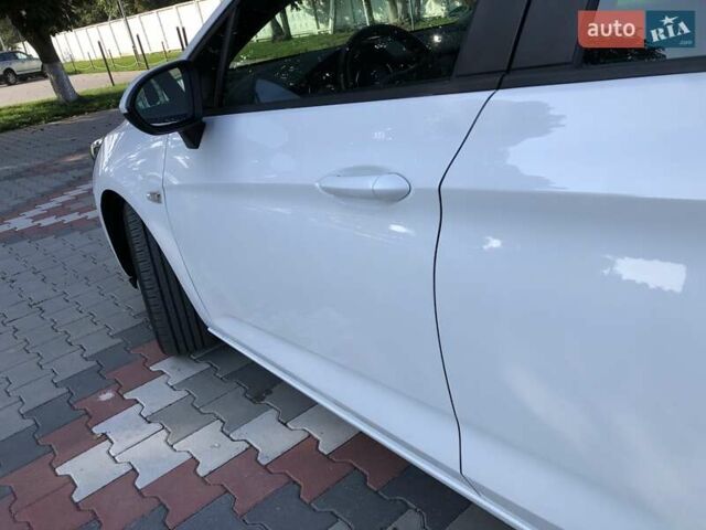 Белый Опель Астра, объемом двигателя 0 л и пробегом 98 тыс. км за 11999 $, фото 11 на Automoto.ua