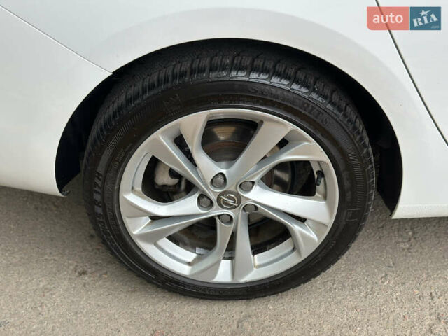 Опель Астра 2019 в Кропивницком (Кировограде) на Automoto.ua Белый Опель Астра, объемом двигателя 1.6 л и пробегом 217 тыс. км за 11500 $, фото 12 на Automoto.ua
