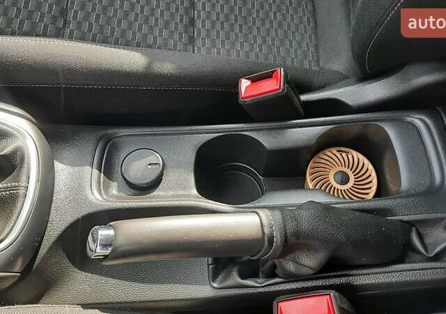 Белый Опель Астра, объемом двигателя 1.6 л и пробегом 167 тыс. км за 11450 $, фото 17 на Automoto.ua