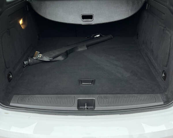 Белый Опель Астра, объемом двигателя 1.6 л и пробегом 129 тыс. км за 10500 $, фото 33 на Automoto.ua