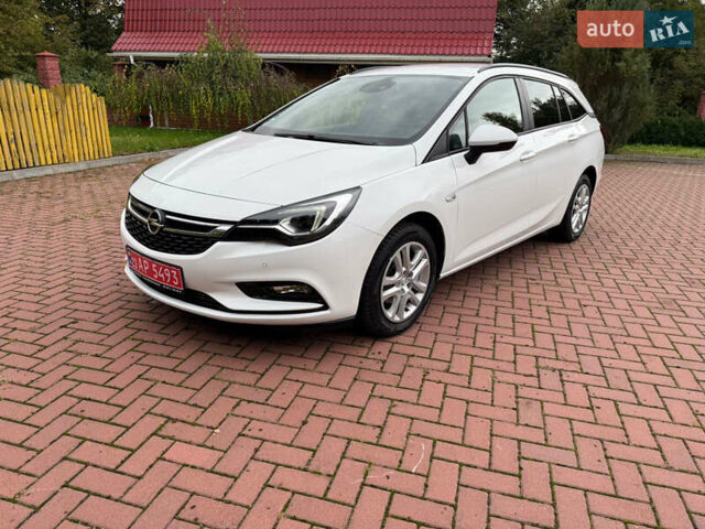 Белый Опель Астра, объемом двигателя 1.6 л и пробегом 152 тыс. км за 11100 $, фото 7 на Automoto.ua