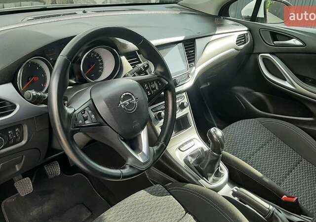 Белый Опель Астра, объемом двигателя 1.6 л и пробегом 167 тыс. км за 11450 $, фото 9 на Automoto.ua