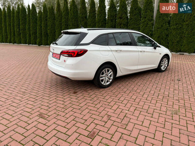 Белый Опель Астра, объемом двигателя 1.6 л и пробегом 152 тыс. км за 11100 $, фото 12 на Automoto.ua