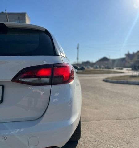 Белый Опель Астра, объемом двигателя 1.6 л и пробегом 204 тыс. км за 9450 $, фото 9 на Automoto.ua