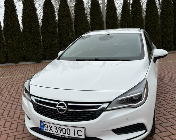 Белый Опель Астра, объемом двигателя 1.6 л и пробегом 129 тыс. км за 10500 $, фото 41 на Automoto.ua