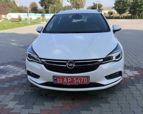 Белый Опель Астра, объемом двигателя 0 л и пробегом 98 тыс. км за 11999 $, фото 1 на Automoto.ua