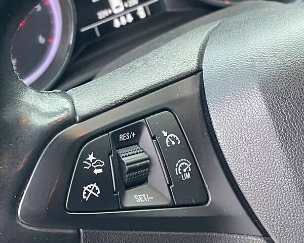 Білий Опель Астра, об'ємом двигуна 1.6 л та пробігом 198 тис. км за 11000 $, фото 7 на Automoto.ua