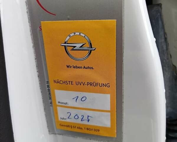 Білий Опель Астра, об'ємом двигуна 1.6 л та пробігом 134 тис. км за 15119 $, фото 11 на Automoto.ua