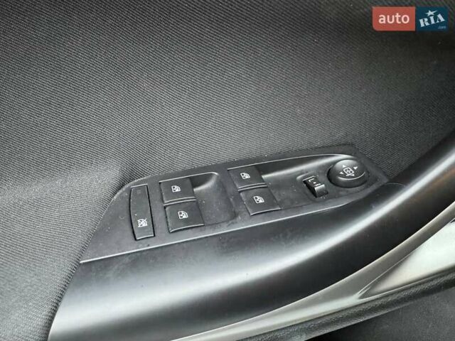 Белый Опель Астра, объемом двигателя 1.5 л и пробегом 130 тыс. км за 12990 $, фото 14 на Automoto.ua