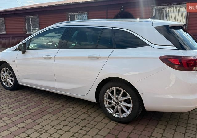 Белый Опель Астра, объемом двигателя 1.5 л и пробегом 171 тыс. км за 13800 $, фото 12 на Automoto.ua