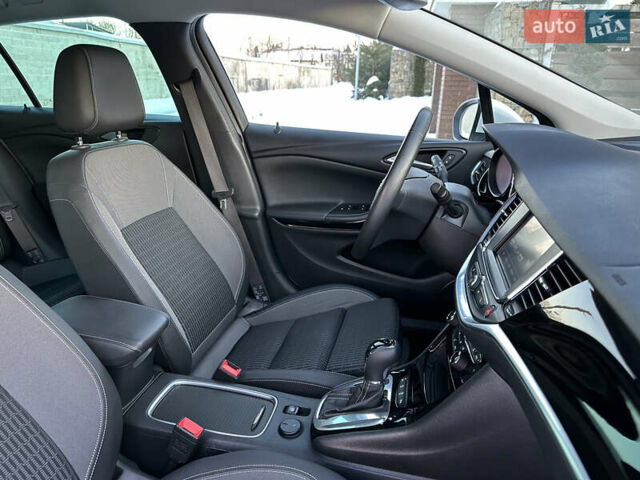 Белый Опель Астра, объемом двигателя 1.5 л и пробегом 124 тыс. км за 13799 $, фото 98 на Automoto.ua