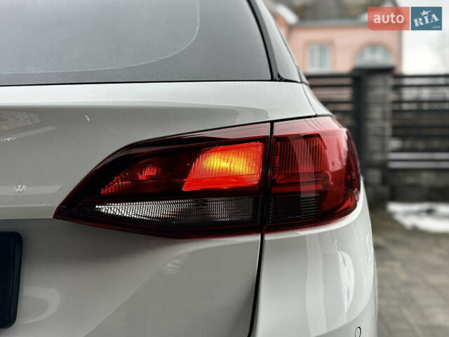 Белый Опель Астра, объемом двигателя 1.5 л и пробегом 127 тыс. км за 14699 $, фото 22 на Automoto.ua