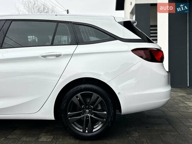 Белый Опель Астра, объемом двигателя 1.5 л и пробегом 127 тыс. км за 14699 $, фото 8 на Automoto.ua