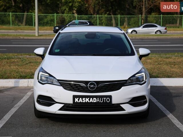 Білий Опель Астра, об'ємом двигуна 1.5 л та пробігом 160 тис. км за 13500 $, фото 1 на Automoto.ua