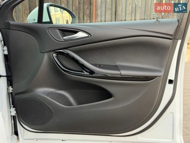 Білий Опель Астра, об'ємом двигуна 1.5 л та пробігом 124 тис. км за 13900 $, фото 97 на Automoto.ua