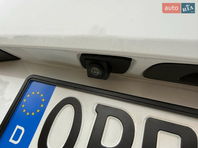 Белый Опель Астра, объемом двигателя 1.5 л и пробегом 196 тыс. км за 12400 $, фото 21 на Automoto.ua