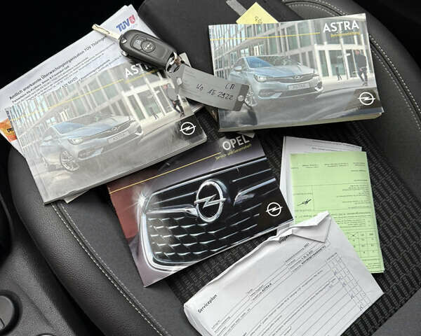 Белый Опель Астра, объемом двигателя 1.5 л и пробегом 196 тыс. км за 12400 $, фото 57 на Automoto.ua