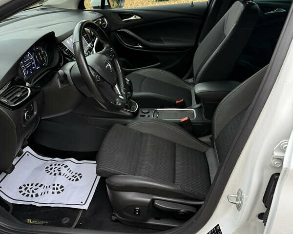 Белый Опель Астра, объемом двигателя 1.5 л и пробегом 196 тыс. км за 12400 $, фото 27 на Automoto.ua