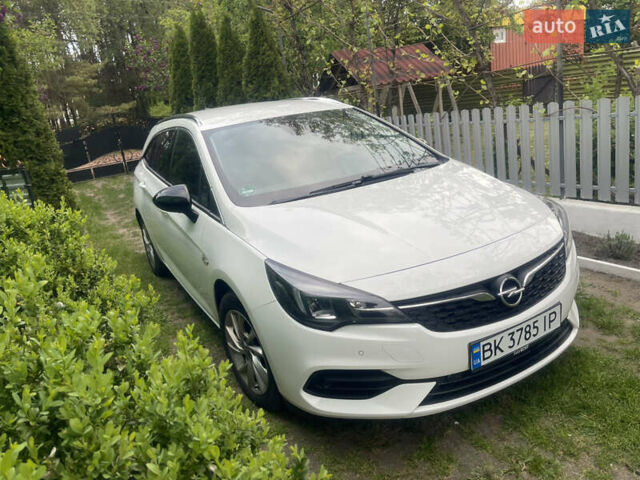 Белый Опель Астра, объемом двигателя 1.5 л и пробегом 140 тыс. км за 14200 $, фото 13 на Automoto.ua