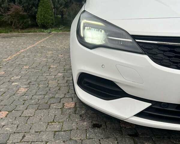 Белый Опель Астра, объемом двигателя 1.5 л и пробегом 228 тыс. км за 11900 $, фото 11 на Automoto.ua
