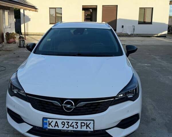 Белый Опель Астра, объемом двигателя 1.5 л и пробегом 207 тыс. км за 13800 $, фото 7 на Automoto.ua