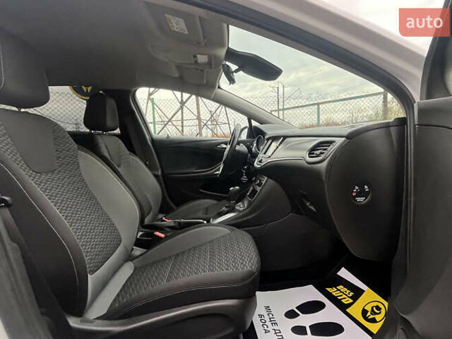 Белый Опель Астра, объемом двигателя 1.5 л и пробегом 115 тыс. км за 14600 $, фото 24 на Automoto.ua