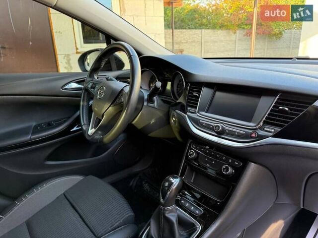 Белый Опель Астра, объемом двигателя 1.5 л и пробегом 207 тыс. км за 13800 $, фото 9 на Automoto.ua