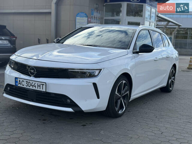 Белый Опель Астра, объемом двигателя 1.5 л и пробегом 23 тыс. км за 20499 $, фото 3 на Automoto.ua