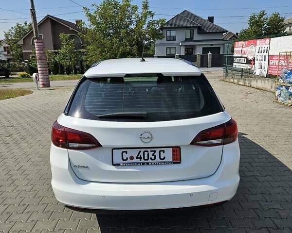 Белый Опель Астра, объемом двигателя 1.5 л и пробегом 100 тыс. км за 14500 $, фото 2 на Automoto.ua