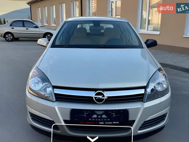 Бежевый Опель Астра, объемом двигателя 1.8 л и пробегом 185 тыс. км за 4900 $, фото 4 на Automoto.ua