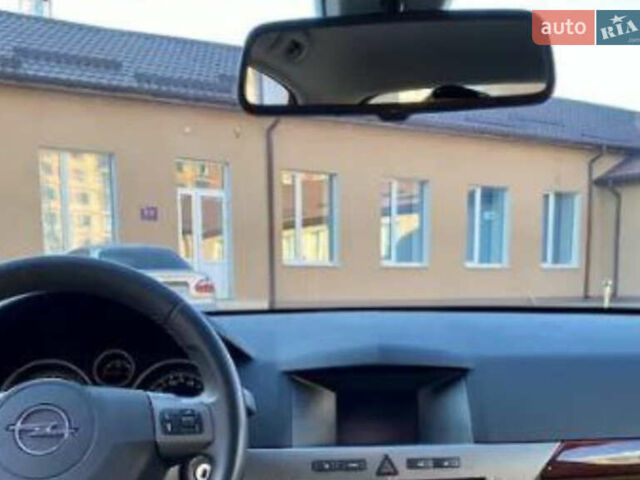 Бежевый Опель Астра, объемом двигателя 1.8 л и пробегом 185 тыс. км за 4900 $, фото 13 на Automoto.ua