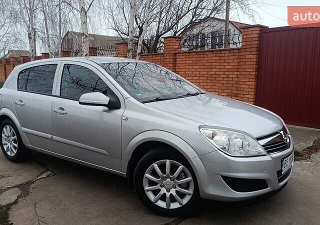 Бежевый Опель Астра, объемом двигателя 1.6 л и пробегом 245 тыс. км за 5350 $, фото 12 на Automoto.ua