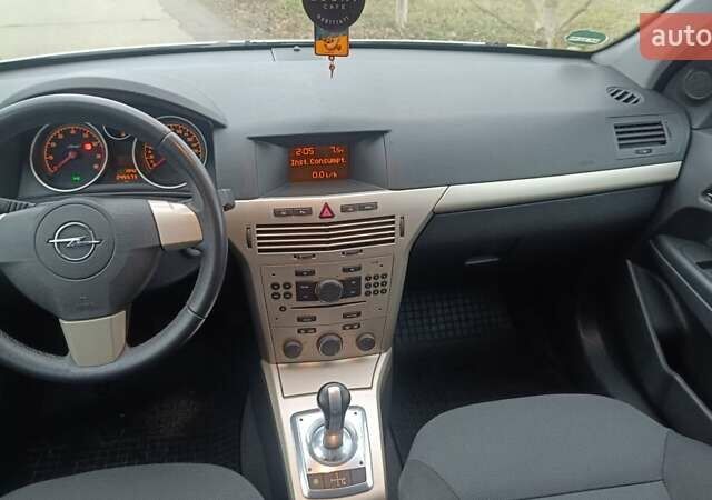 Бежевый Опель Астра, объемом двигателя 1.6 л и пробегом 245 тыс. км за 5350 $, фото 14 на Automoto.ua