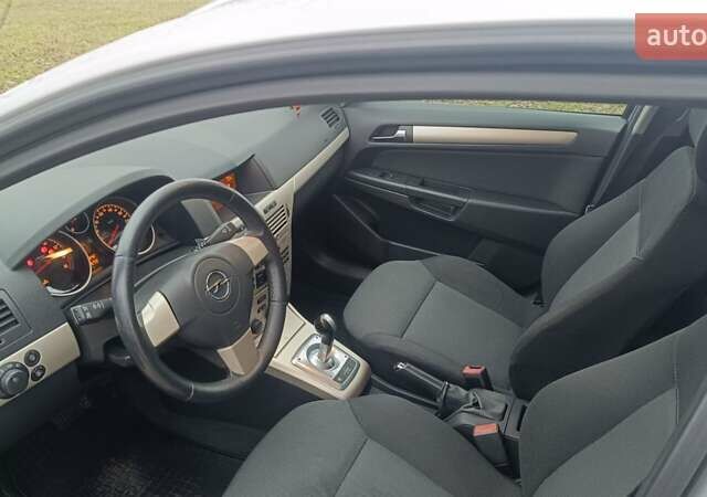 Бежевый Опель Астра, объемом двигателя 1.6 л и пробегом 245 тыс. км за 5350 $, фото 13 на Automoto.ua