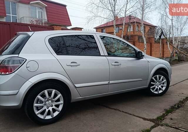 Бежевый Опель Астра, объемом двигателя 1.6 л и пробегом 245 тыс. км за 5350 $, фото 25 на Automoto.ua