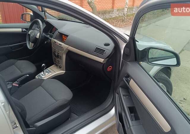 Бежевый Опель Астра, объемом двигателя 1.6 л и пробегом 245 тыс. км за 5350 $, фото 18 на Automoto.ua